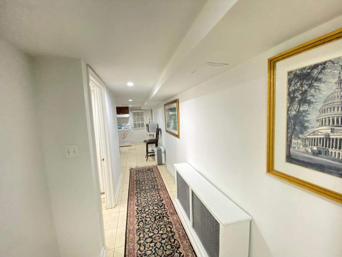 Renovated English Basement 2Bdrm Home Near Metro Вашингтон Екстериор снимка